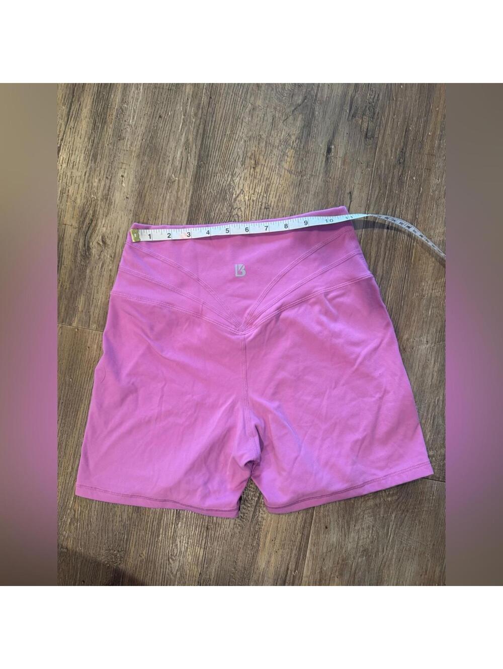 BuffBunny Legacy Biker Shorts Pink Purple Sz M EUC - Picture 5 of 6